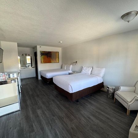 The New Pioneer Hotel Laughlin Bagian luar foto