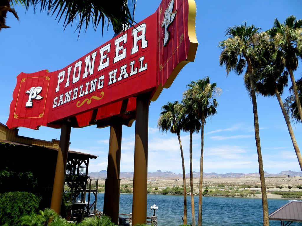The New Pioneer Hotel Laughlin Bagian luar foto