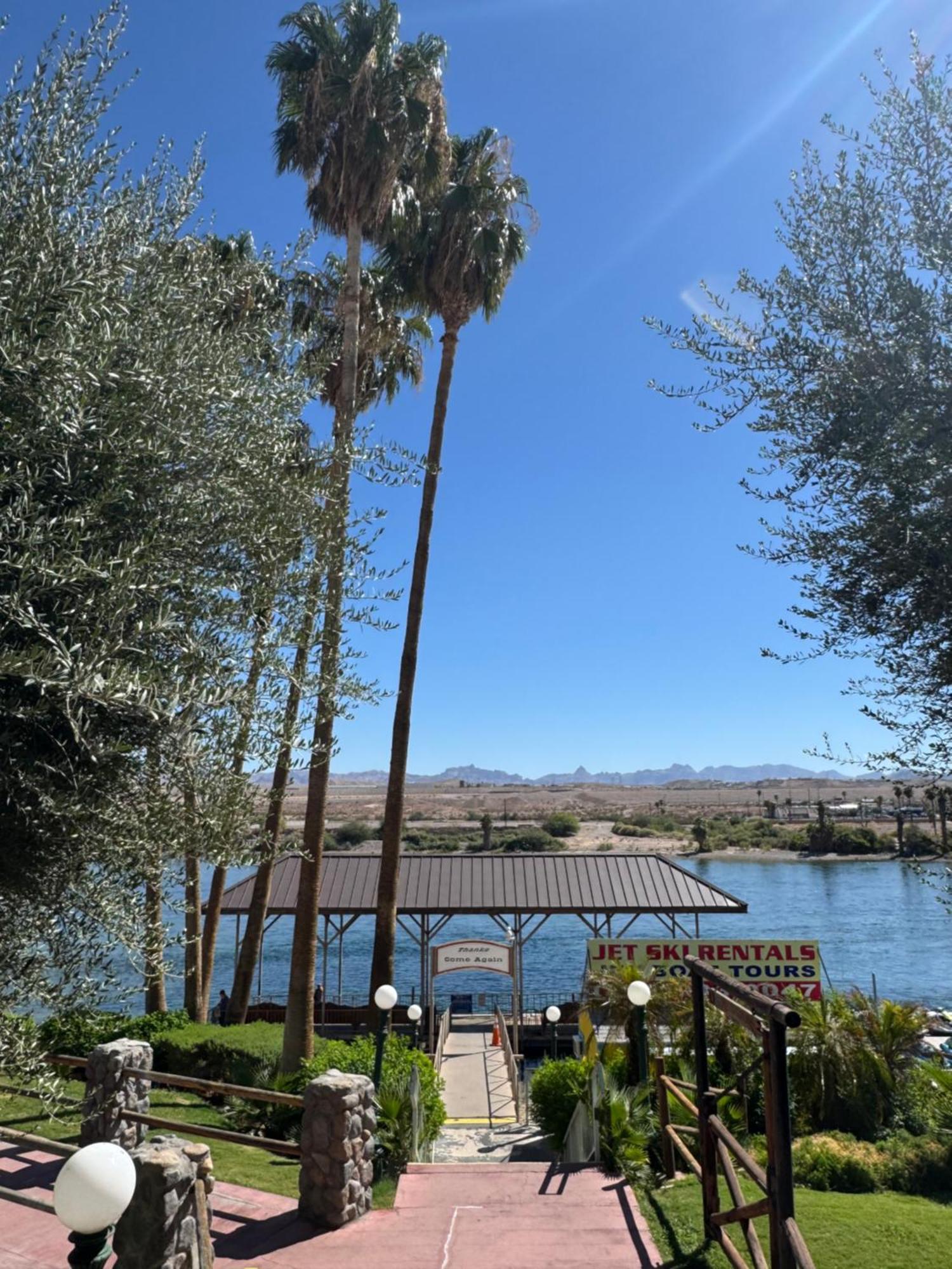 The New Pioneer Hotel Laughlin Bagian luar foto