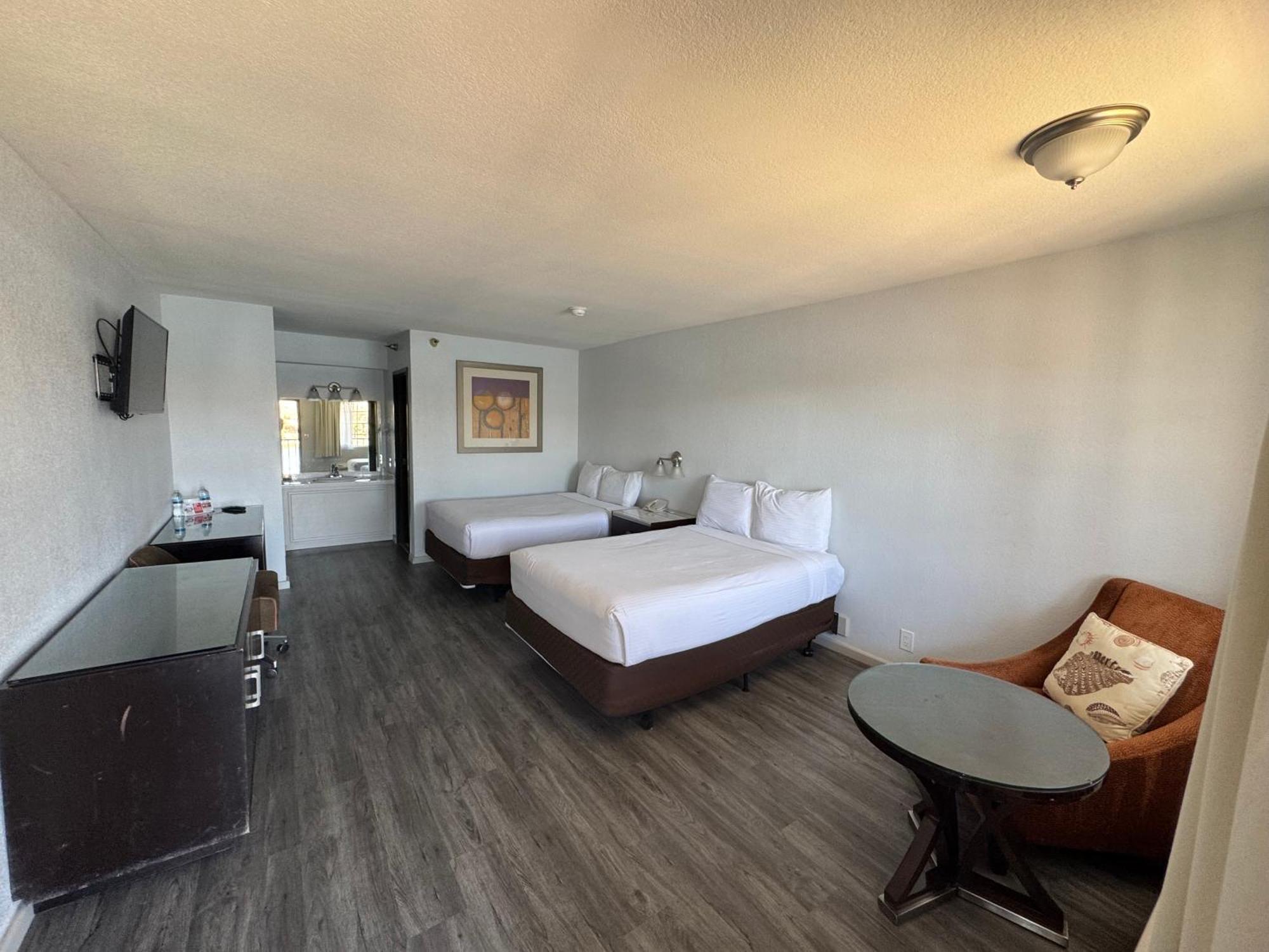 The New Pioneer Hotel Laughlin Bagian luar foto